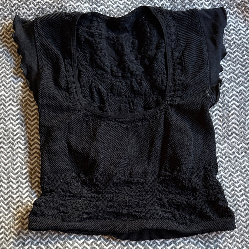 Free people FP movement xs/s stretchy black crop top shirt lace look